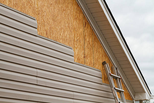 24/7 Emergency Vinyl Siding experts in West Milton, OH